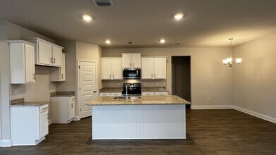 13236 Cavalier St in Spanish Fort, AL - Building Photo - Building Photo