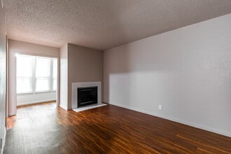 Lakeside Apartments in Rockwall, TX - Building Photo - Interior Photo