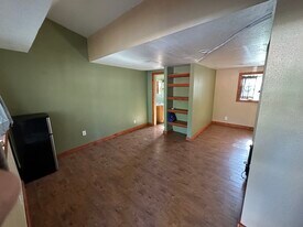 61716 US-26, Unit 5 in Brightwood, OR - Building Photo