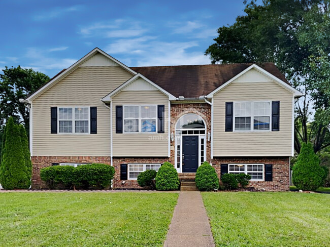 property at 2101 Kenowick Ct