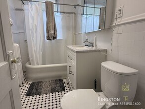 1959 Commonwealth Ave in Boston, MA - Foto de edificio - Building Photo