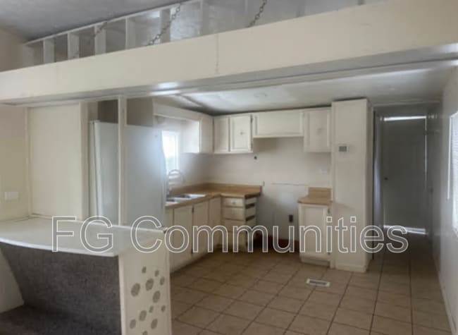 23 Country Village Dr in Candler, NC - Building Photo - Building Photo