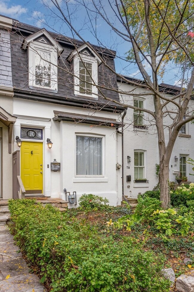 114 Shaftesbury Ave in Toronto, ON - Building Photo - Building Photo