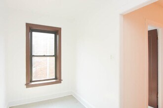 3300 W Schubert Ave in Chicago, IL - Building Photo - Building Photo