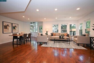 3279 Mt Diablo Ct in Lafayette, CA - Building Photo - Building Photo