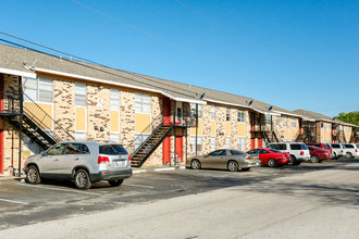 Gateway Grove in La Porte, TX - Foto de edificio - Building Photo