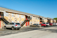 Gateway Grove in La Porte, TX - Building Photo - Building Photo