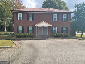 160 2nd St in Winder, GA - Building Photo - Building Photo