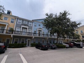 221 Greenwich Cir, Unit 208 in Jupiter, FL - Building Photo
