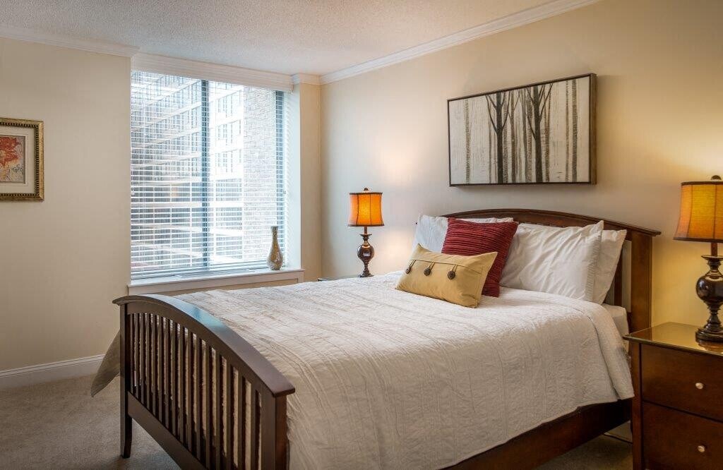 Regency Plaza Providence, RI Apartments