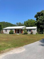 5155 N St Louis in Batesville, AR - Building Photo