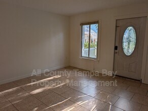 4230 36th Ave S in St. Petersburg, FL - Building Photo - Building Photo