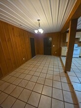 233 MacArthur Ln in Walling, TN - Building Photo - Building Photo