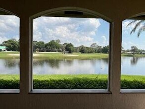 7312 Mystic Way in Port St. Lucie, FL - Foto de edificio - Building Photo