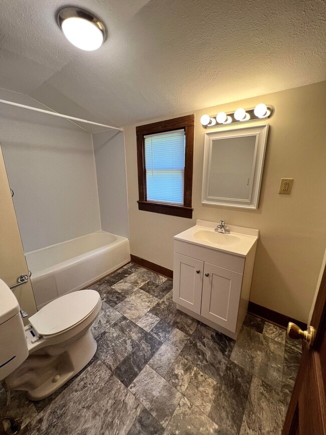 703 Adderton St in Americus, GA - Building Photo - Building Photo