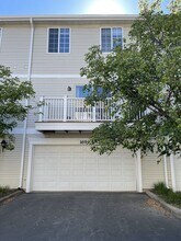 1694 Sienna Ct in Wheeling, IL - Building Photo - Building Photo