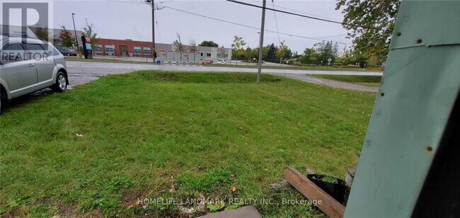 14 Elm Grove Ave in Richmond Hill, ON - Building Photo - Building Photo