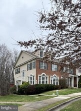 18848 Broken Oak Rd in Germantown, MD - Building Photo - Building Photo