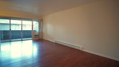 150 Saratoga Ave, Unit 348 in Santa Clara, CA - Building Photo - Building Photo