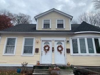 property at 437 N Washington St