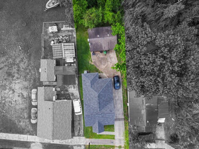 827 Booth St in Houston, TX - Building Photo - Building Photo