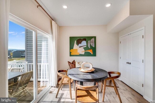 property at 1344 Red Clover Ln