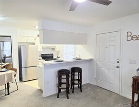 843 SE Mayo Dr in Crystal River, FL - Building Photo - Building Photo