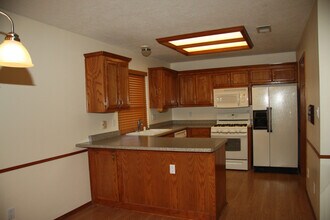 7433 Primrose Dr NW in Albuquerque, NM - Building Photo - Building Photo
