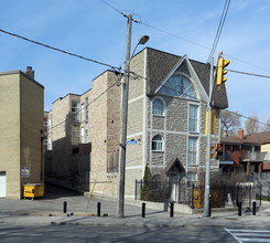 1-15 Dhir Mews in Toronto, ON - Building Photo - Primary Photo