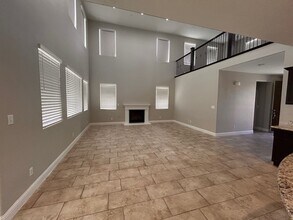 2833 W Connelly Ave in Visalia, CA - Building Photo - Building Photo