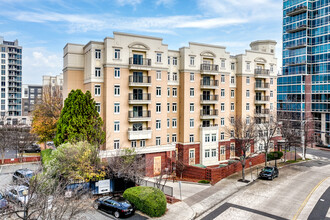 The Kensington in Charlotte, NC - Foto de edificio - Building Photo