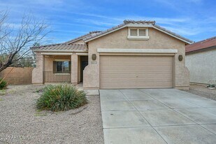 17149 W Saguaro Ln in Surprise, AZ - Building Photo