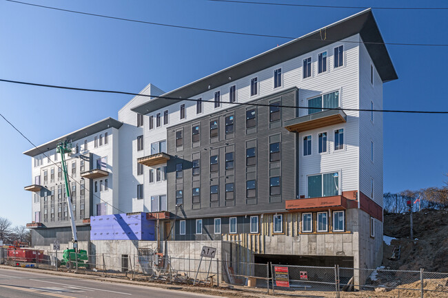 The Portside Residences in Quincy, MA - Building Photo - Building Photo