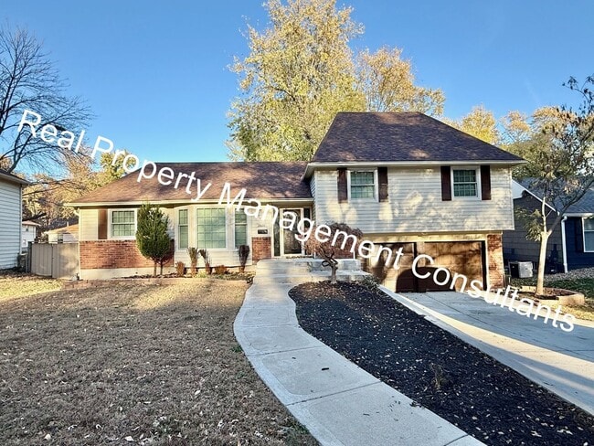 property at 10600 W 92nd Pl