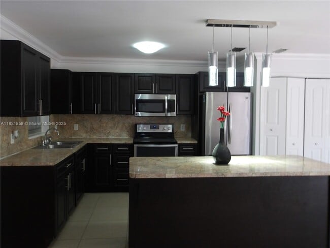 property at 7327 Pepper Pike Dr