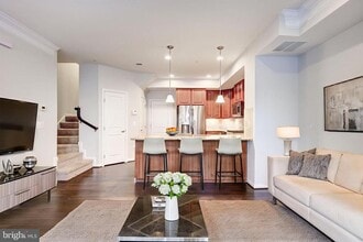 451 Kornblau Terrace SE in Leesburg, VA - Building Photo - Building Photo