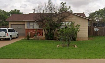 1417 E Reppto St in Brownfield, TX - Building Photo