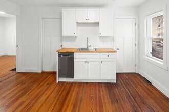 323 Williams St in Providence, RI - Building Photo - Building Photo