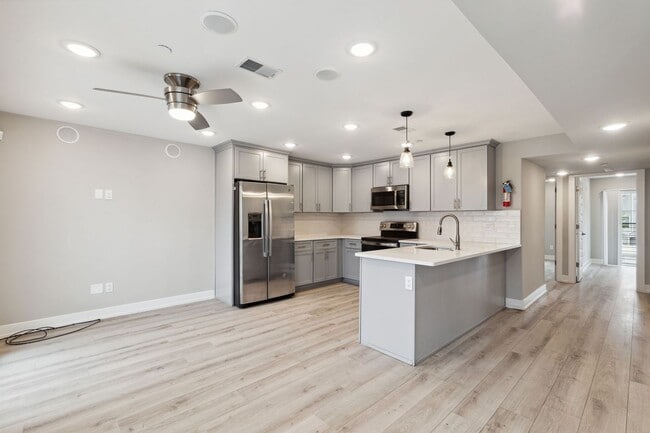 property at 2408 N Mascher St