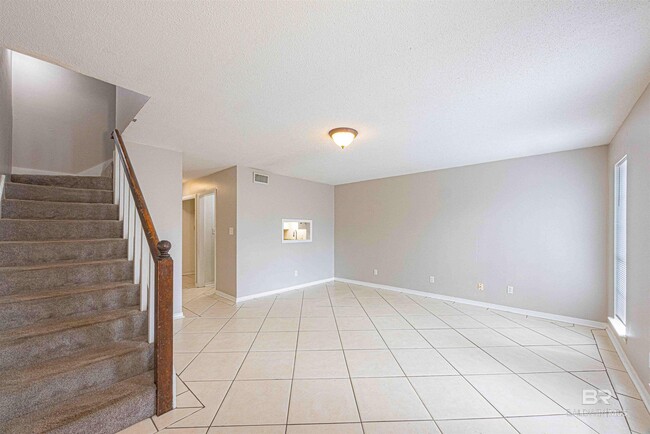 600 Cheshire Ln in Daphne, AL - Building Photo - Building Photo