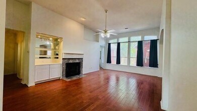 17712 River Chase Dr in Dallas, TX - Building Photo - Building Photo