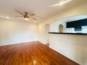 1102 Westerly Ter, Unit 1102 in Los Angeles, CA - Building Photo - Building Photo
