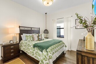 3063 Hudson Ter in Naples, FL - Building Photo - Building Photo