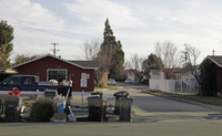 Bartlett Village Homes in Hayward, CA - Foto de edificio - Building Photo