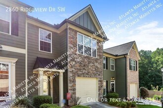 2860 Ridgeview Dr in Atlanta, GA - Building Photo - Building Photo