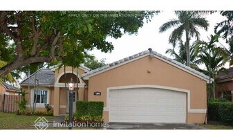 7350 SW 161st Pl in Miami, FL - Building Photo