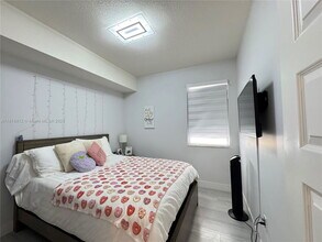 10412 NW 82nd St in Doral, FL - Building Photo - Building Photo