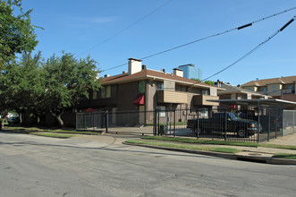 4408 McKinney Ave in Dallas, TX - Building Photo - Building Photo