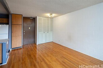 1415 Punahou St in Honolulu, HI - Building Photo - Building Photo