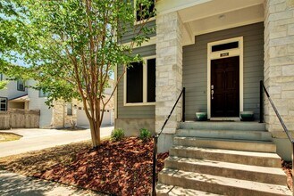3808 Mattie St in Austin, TX - Building Photo - Building Photo
